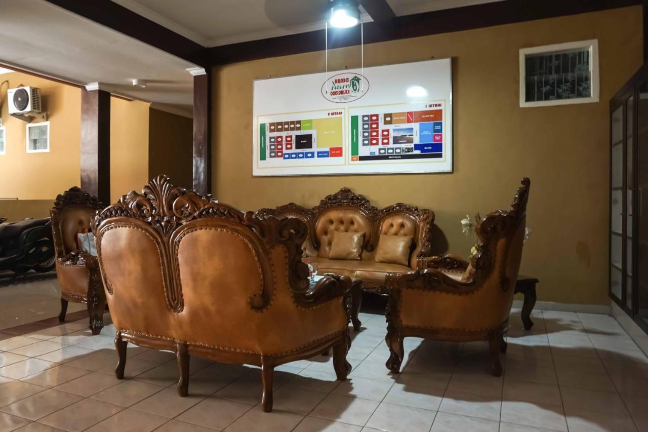 Omah Kalimosodo Mitra Reddoorz Near Stasiun Malang Kota Baru Hotel Ngoại thất bức ảnh