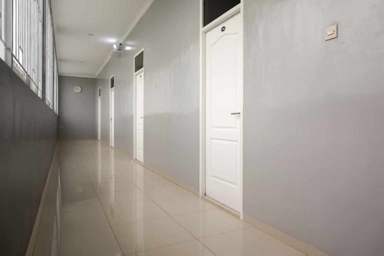 Omah Kalimosodo Mitra Reddoorz Near Stasiun Malang Kota Baru Hotel Ngoại thất bức ảnh