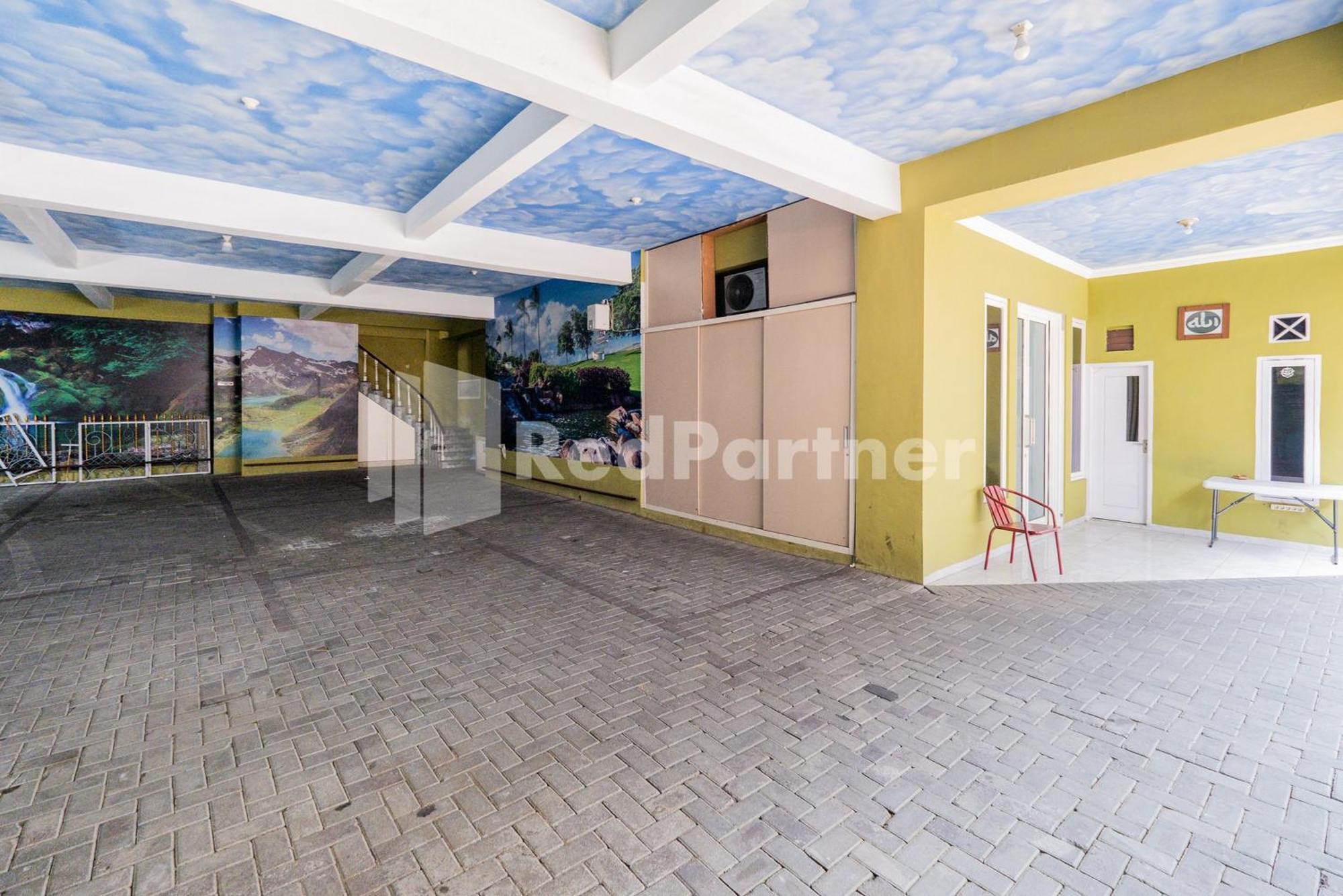 Omah Kalimosodo Mitra Reddoorz Near Stasiun Malang Kota Baru Hotel Ngoại thất bức ảnh